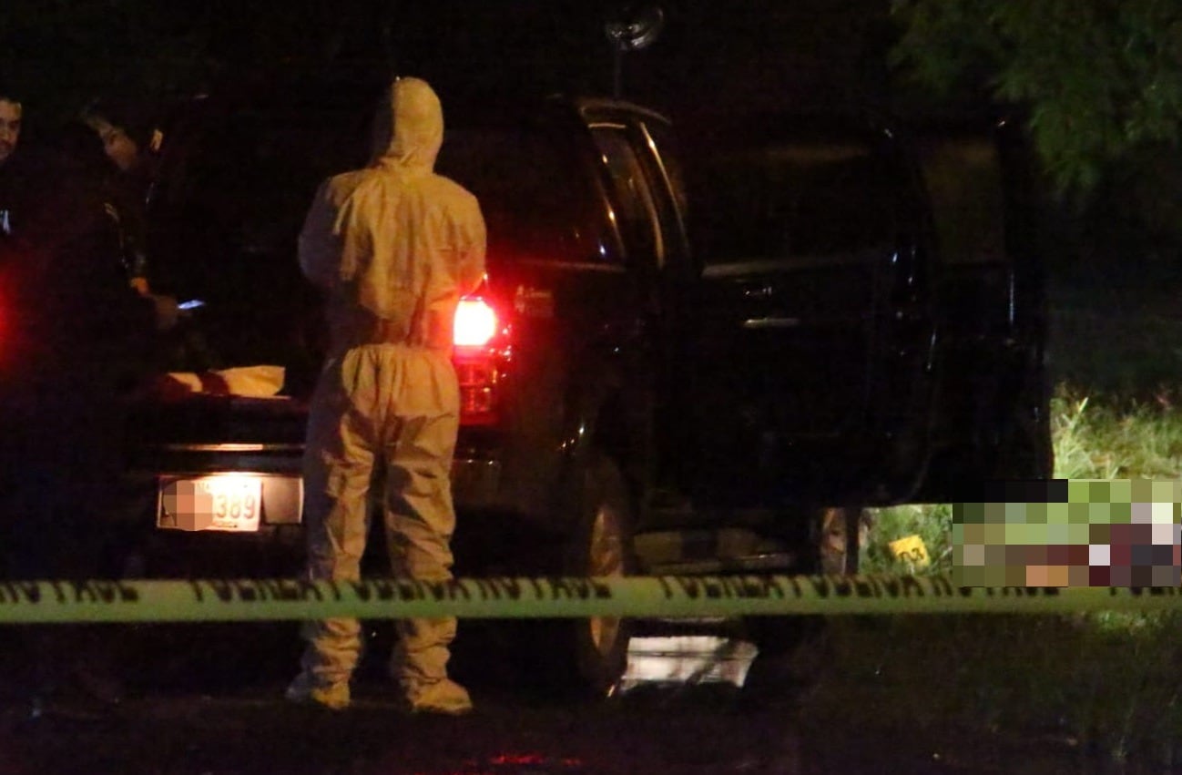 Hallan cuerpo de hombre asesinado dentro de bananal en Batán de Limón. Foto Reyner Montero.