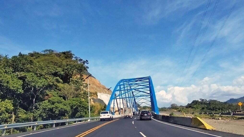 Comprendiendo que muchas familias aprovecharon el fin de semana largo para irse de paseo, las autoridades confirmaron que este lunes 15 de abril se aplicará el carril reversible en la ruta 27.