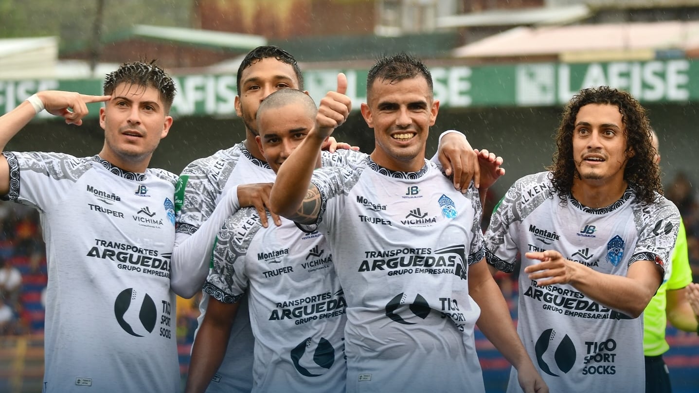 Pérez Zeledón derrotó 1-0 a San Carlos.