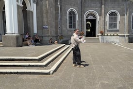 OIJ confirma impactos de bala contra la basílica de los Ángeles