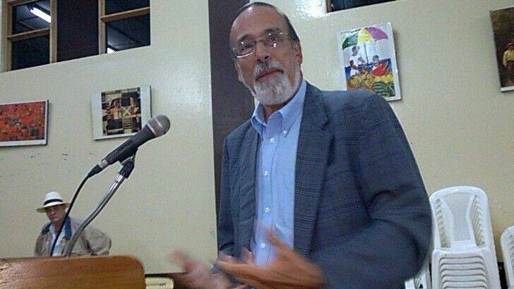 Francisco Barahona, politólogo,.