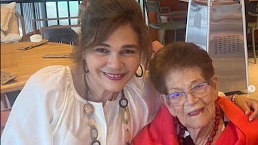 Djenane Villanueva reaparece tras muerte de su mamá y comparte algo inolvidable que vivieron juntas