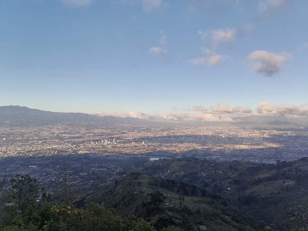 Atardecer en Pico Blanco. (Cortesía Amigos de la Montaña)