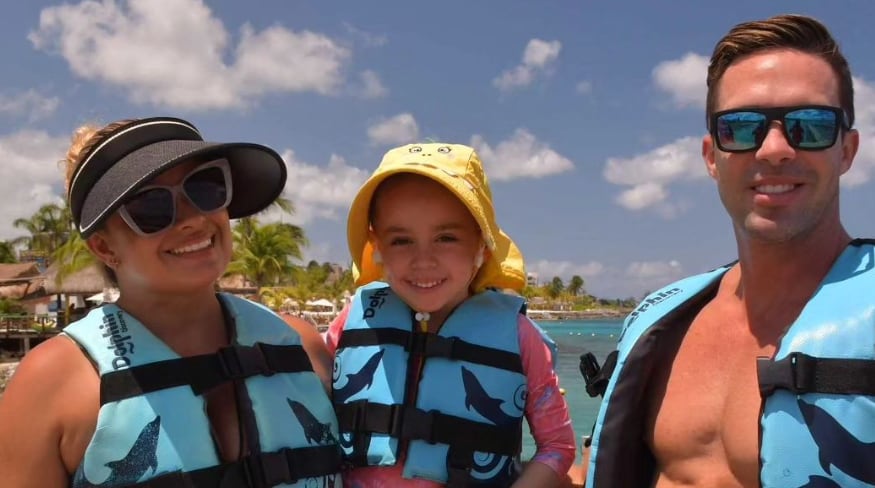 Ítalo Marenco y su familia en crucero