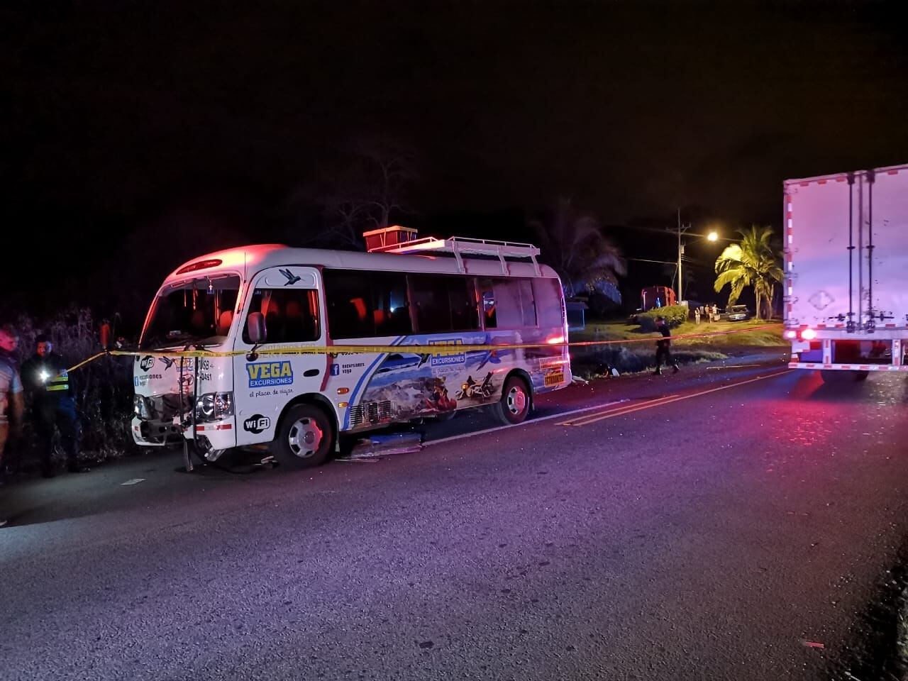 Joven guarda muere en choque cuando se dirigía hacia su trabajo en Pérez Zeledón. Foto Mario Cordero.