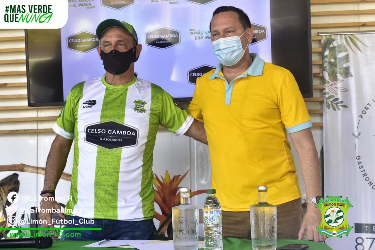 Casas llega como la salvación a la tromba. Cortesía.