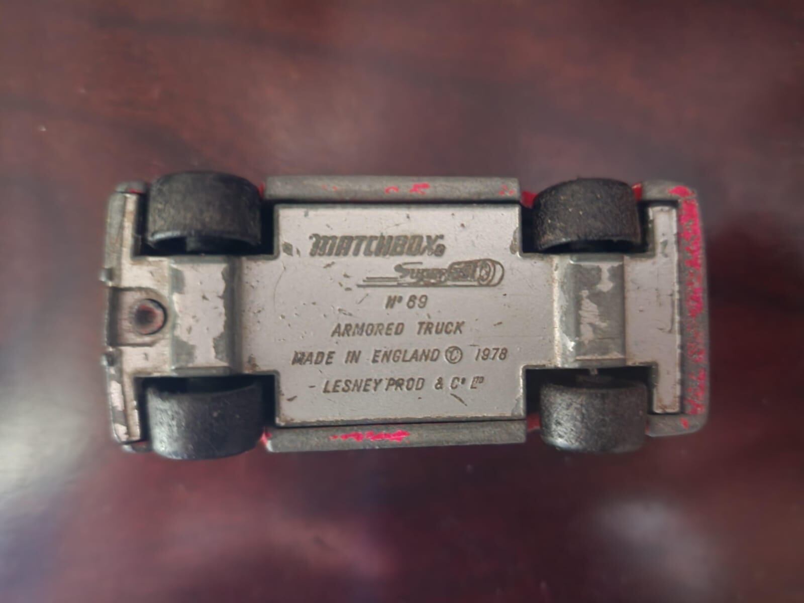 Hace 18 años, a Allan Monge le regalaron un carrito que   le cambió la vida.