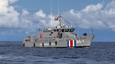 Guardacostas frenan envío de cocaína en el Pacífico Central y capturan a la tripulación