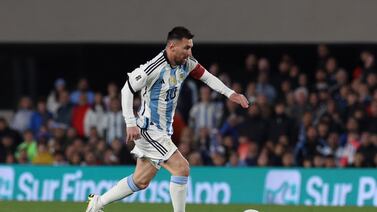 Argentina y Brasil se enfrentan este martes, ¿a qué hora y en qué canal se podrá ver en Costa Rica?