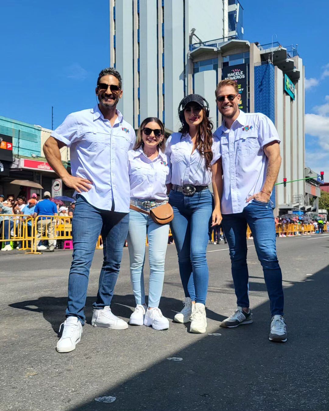 Bismarck Méndez, Natalia Monge, Montserrat del Castillo y Mauricio Hoffmann