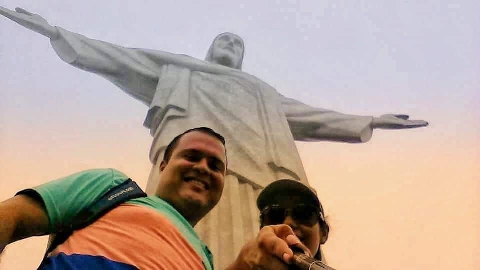 El matrimonio tico conformado por Marcela Gutiérrez y Frainer Chacón se hizo una linda promesa de amor que los ha llevado por seis países en una experiencia que les ha maravillado y todavía los tiene con un sétimo país en la agenda al cual no pudieron ir cuando lo planearon por culpa de la pandemia