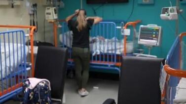 Pequeña de 4 años está delicada tras mordeduras en su rostro por un perro