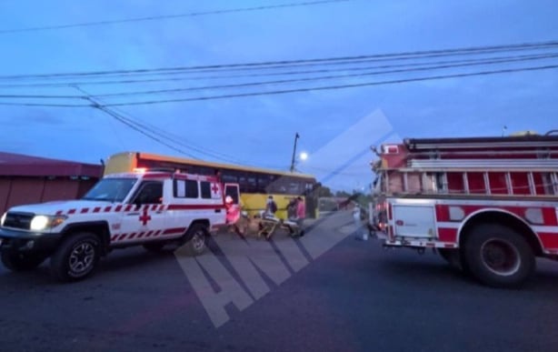 Mujer queda grave tras atropello en Cariari de Pococí la madrugada del lunes 12 de octubre del 2026. Foto: ANI