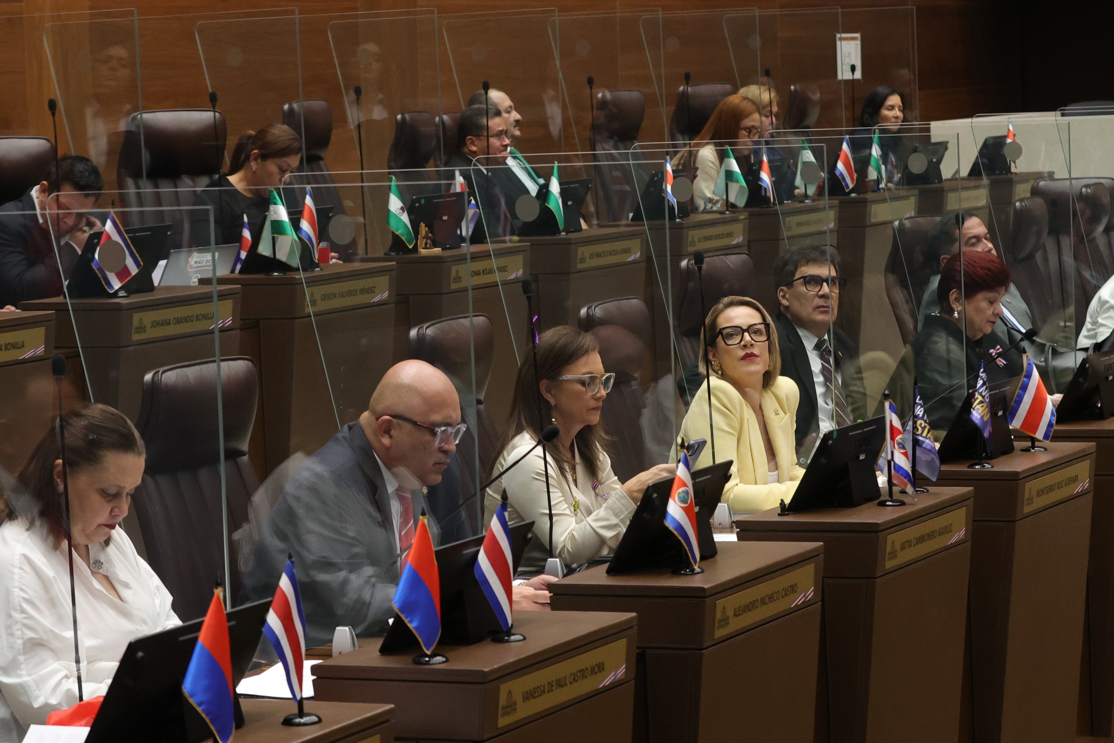 22/09/2025/ levantamiento de la inmunidad de Rodrigo Chaves en la Asamblea Legislativa / Foto John Durán