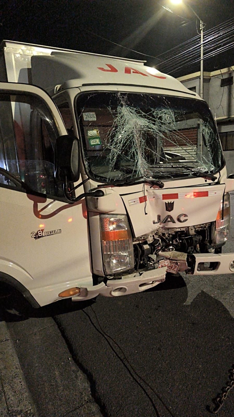 La cantante nacional Lidia Arana y los integrantes de su grupo Cómplice tuvieron un accidente.