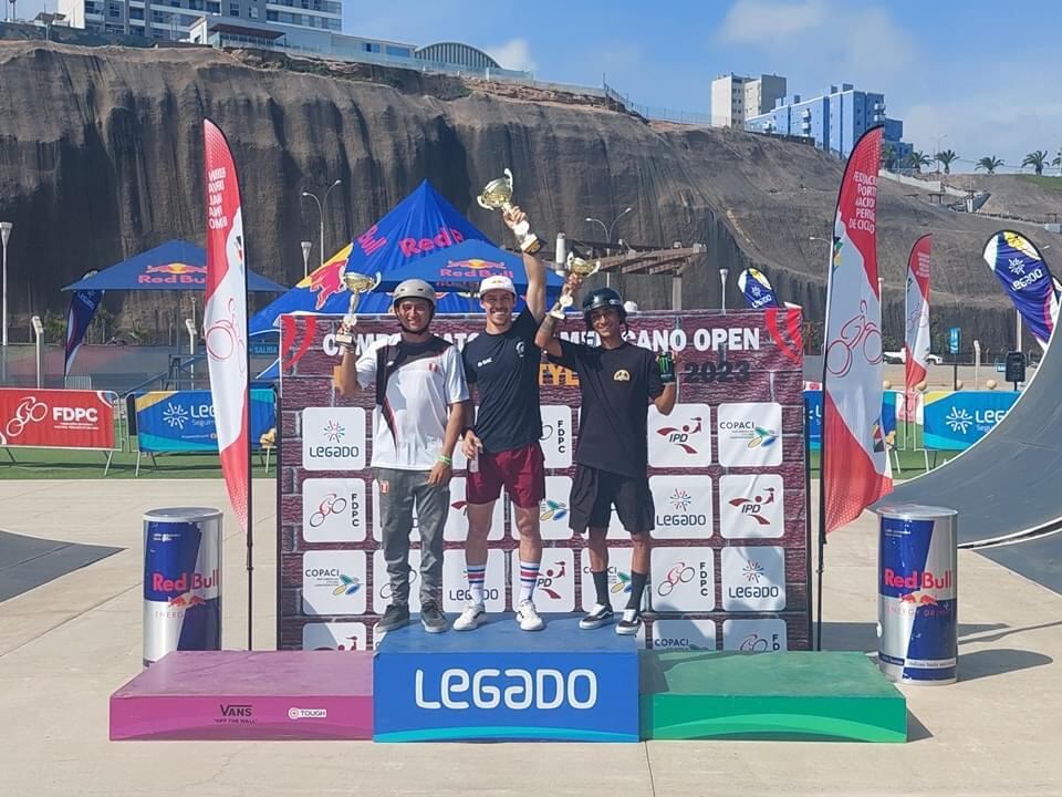 Kenneth Tencio, campeón sudamericano de Freestyle, BMX