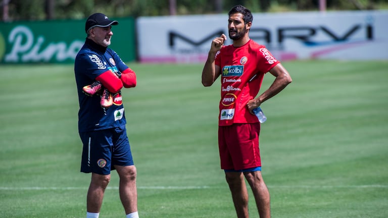Murió a los 59 años Alejandro Larrea, uno de los mejores jugadores extranjeros en la historia del Saprissa