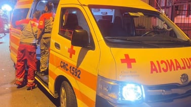 Hombre sale expulsado de carro y muere en accidente en Orotina