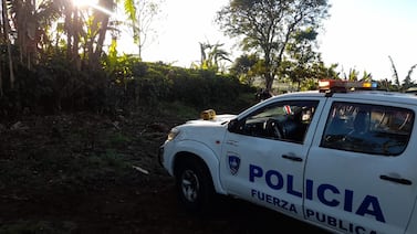 Cuidador de finca descubrió aterradora escena de crimen al acercarse a un precipicio
