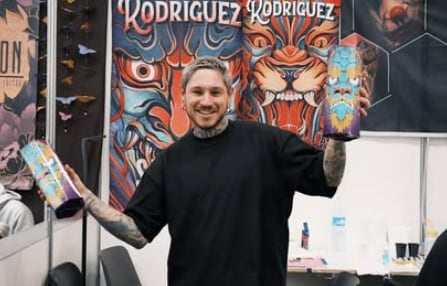 Max Rodríguez es un reconocido tatuador costarricense.