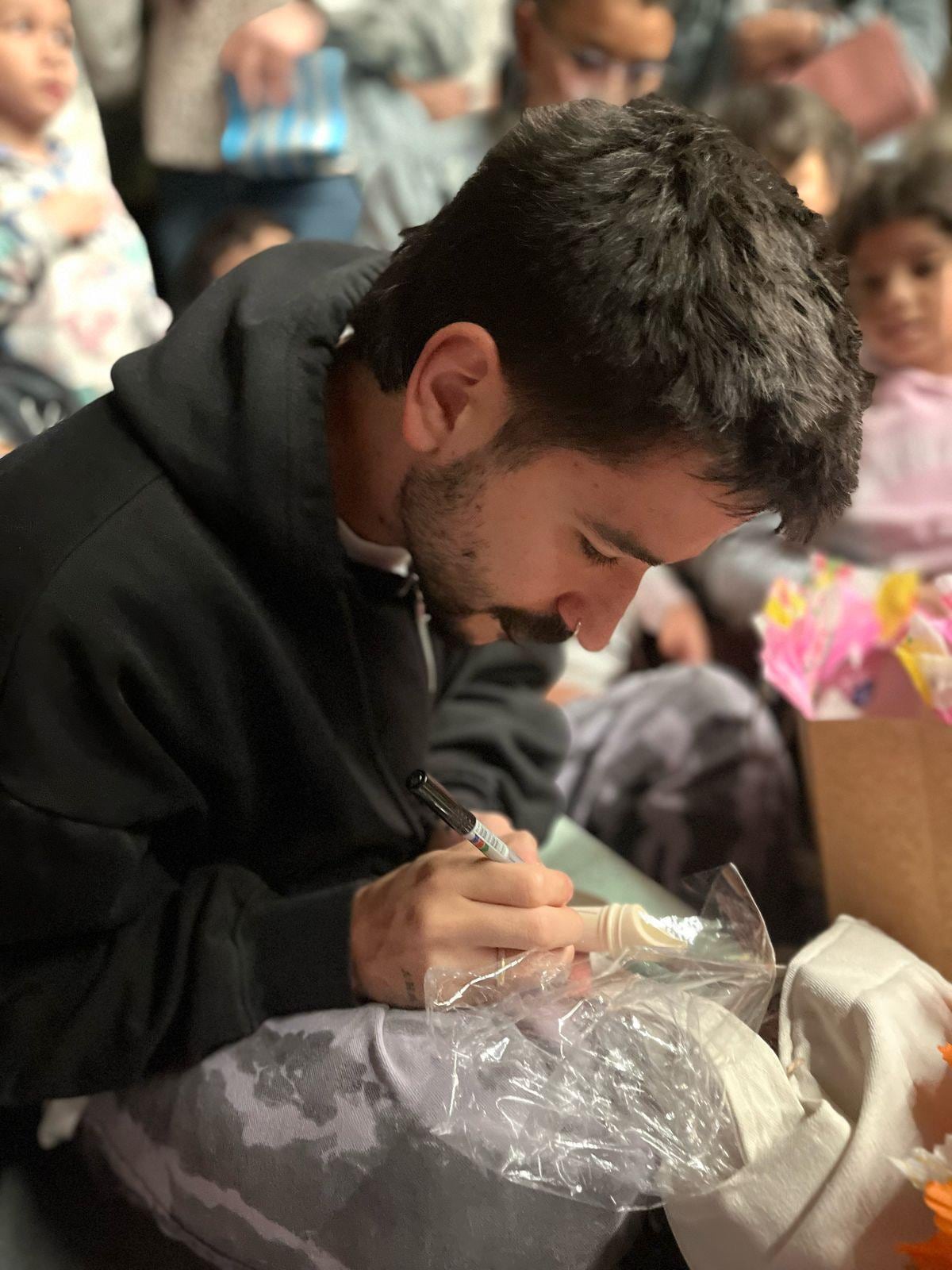 Fans de Camilo tuvieron un lindo encuentro con el cantante