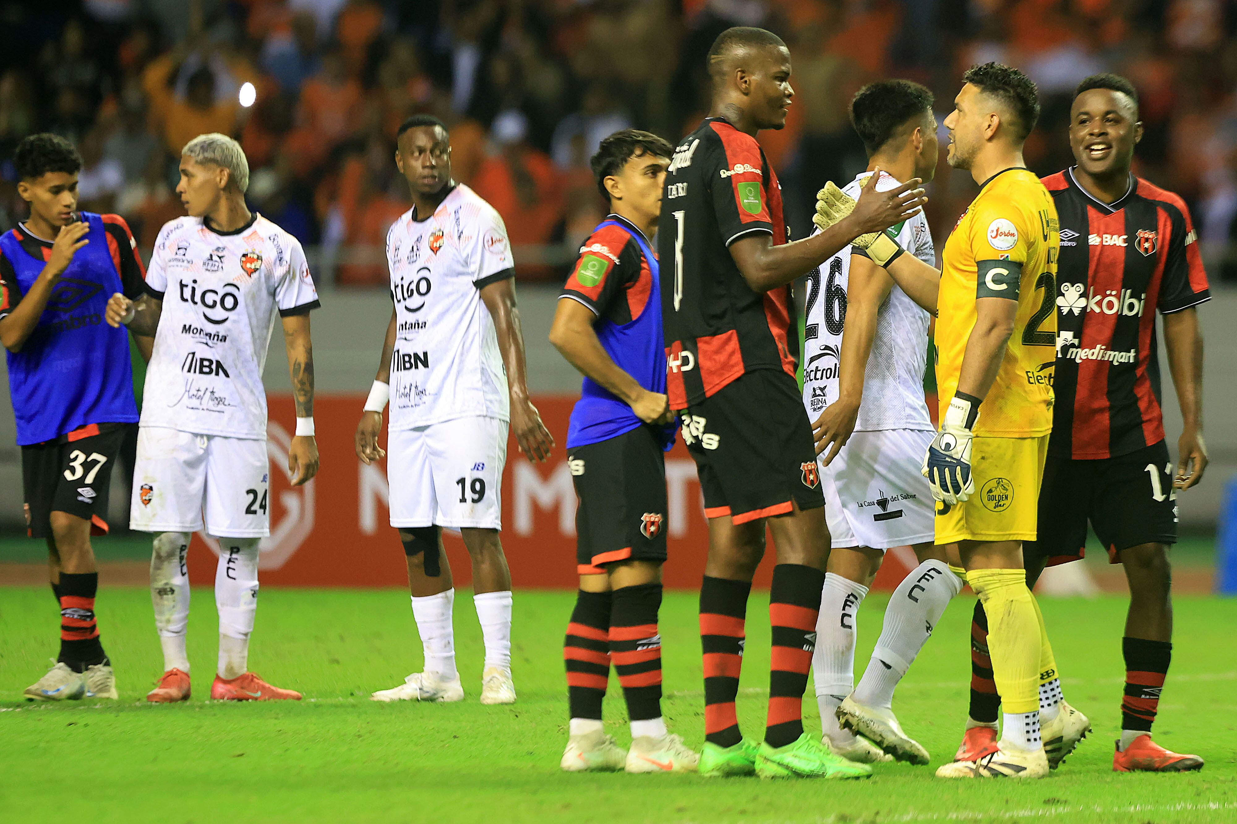 अलागुलन्स वि. पँट्रेनास एफसी, 2024-2025 कप स्पर्धेचा शेवट