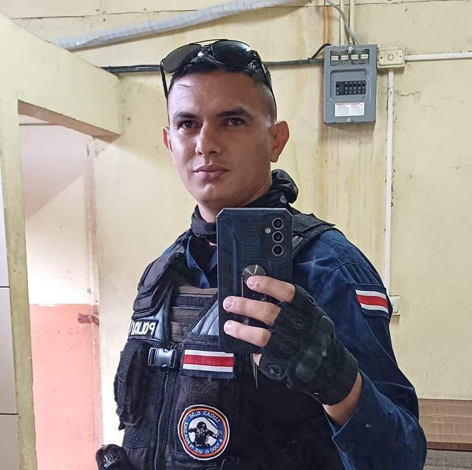 ¿Quien era el policía que falleció en Jaco?
