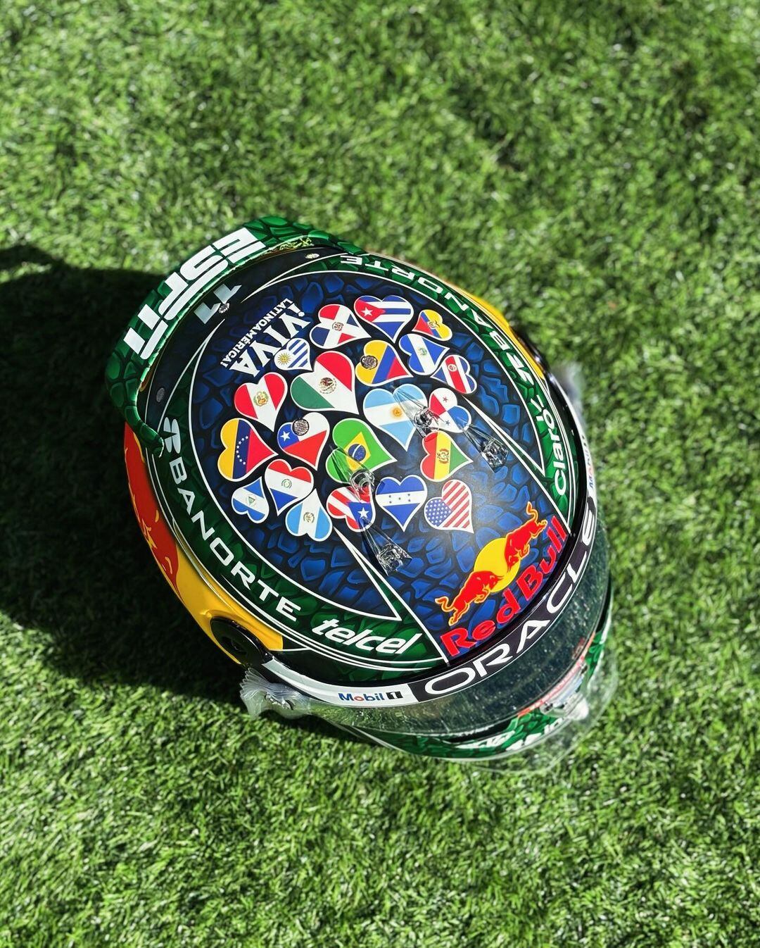 Así quedó el casco de Sergio "Checo" Pérez. Foto: Instagram.