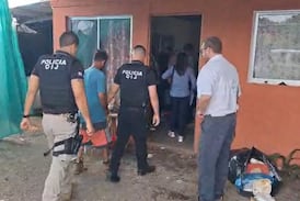 Desgarradores gritos de hombre que salió quemado de su casa destaparon delito que se cometía en la vivienda