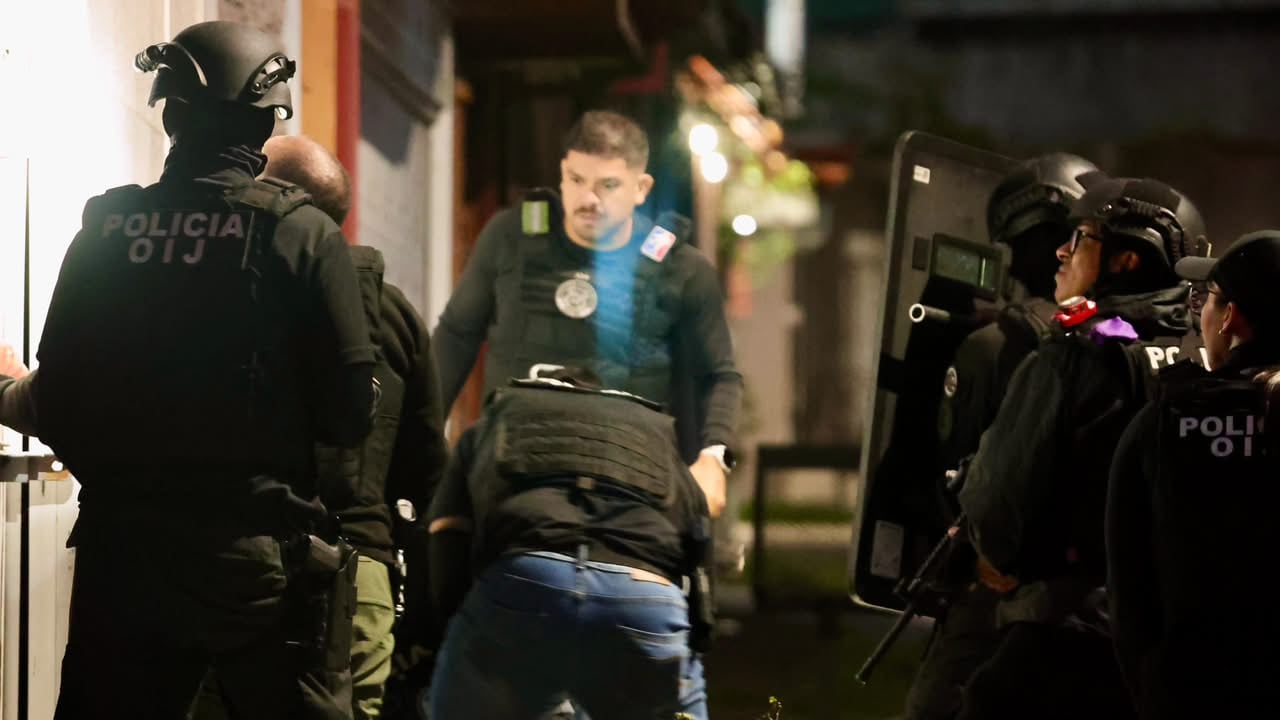 Carlos Barahona, de 24 años, jugador del Cartaginés y de la Selección Nacional de fútbol, fue detenido este miércoles 14 de octubre por sus presuntos vínculos con préstamos extorsivos gota a gota.