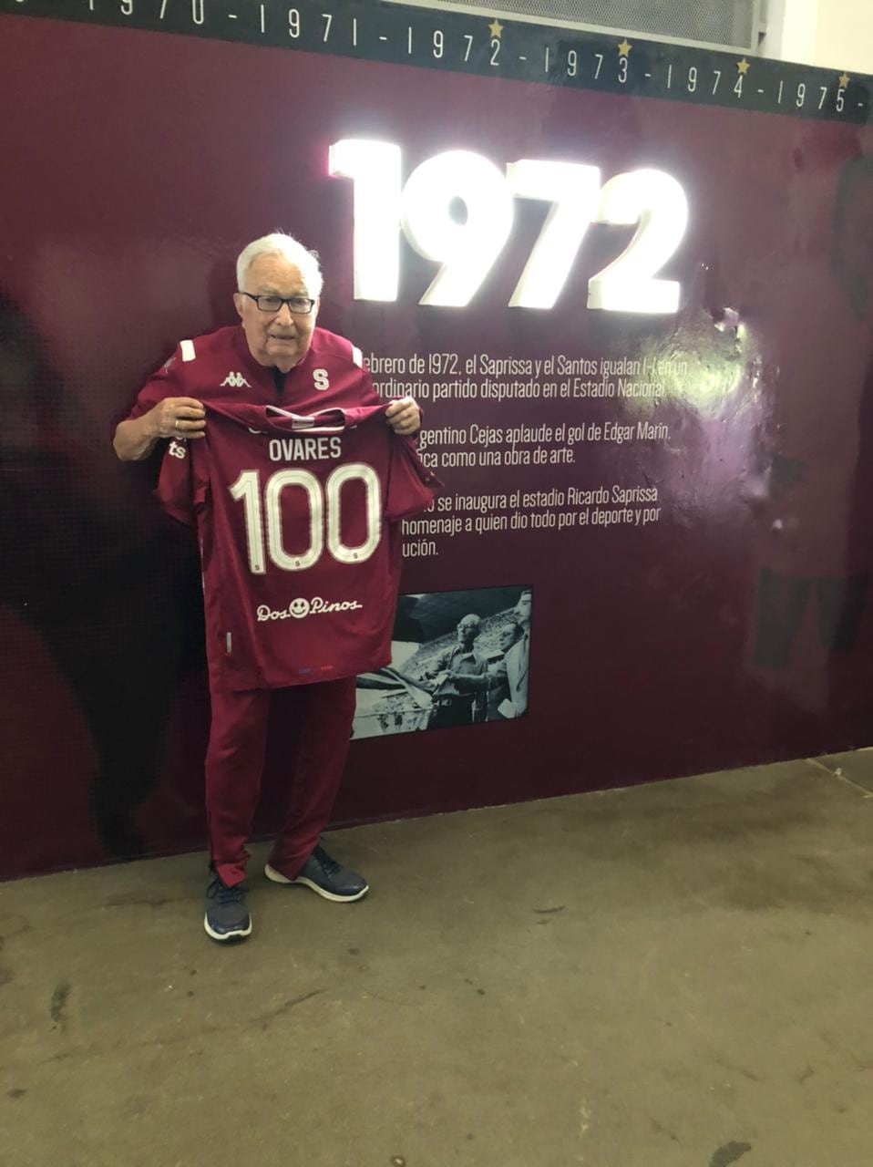 José Fabio Ovares, aficionado morado que llegó a los 100 años. Cortesía.