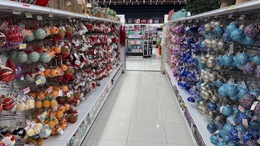 Tendencias navideñas 2025: colores, estilos y materiales para decorar su hogar con elegancia