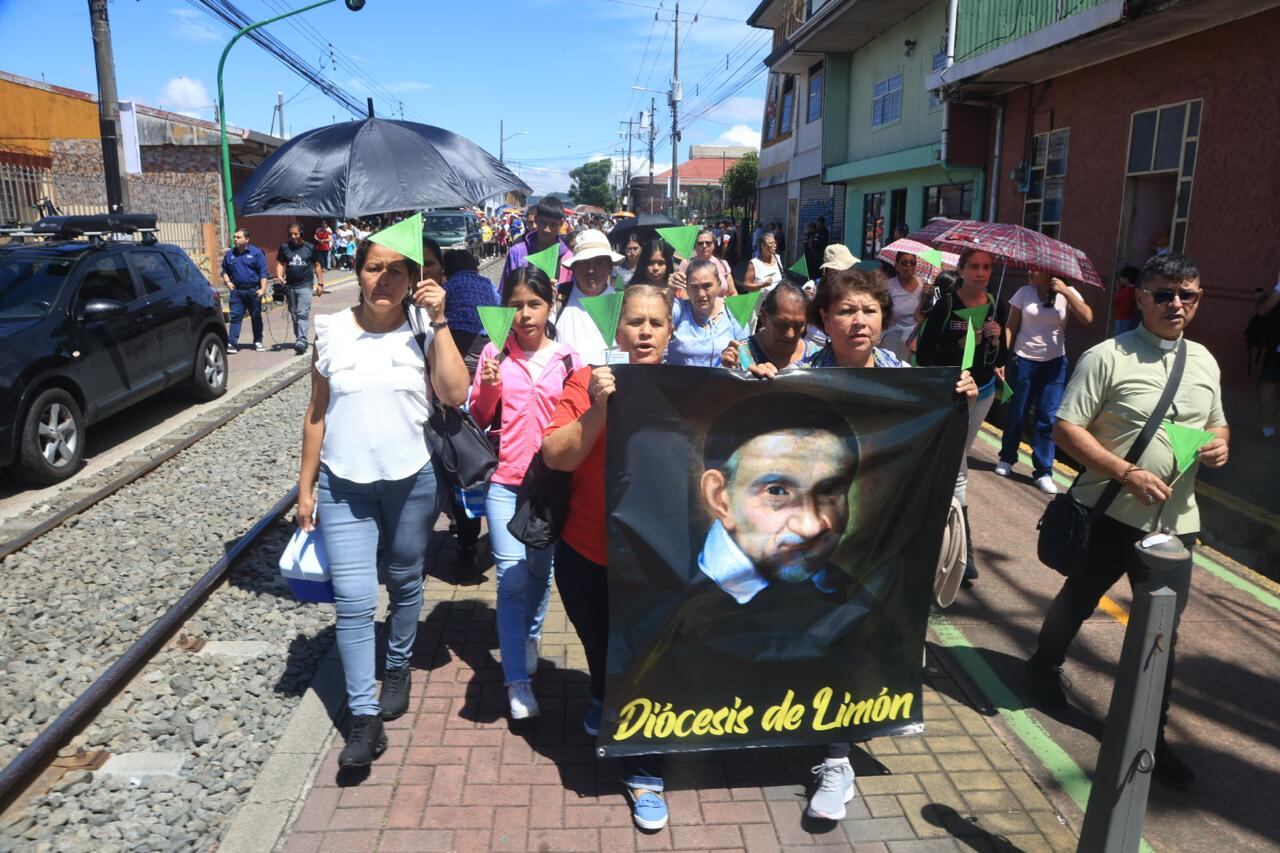Miles de fieles hicieron la romería este jueves 25 de julio