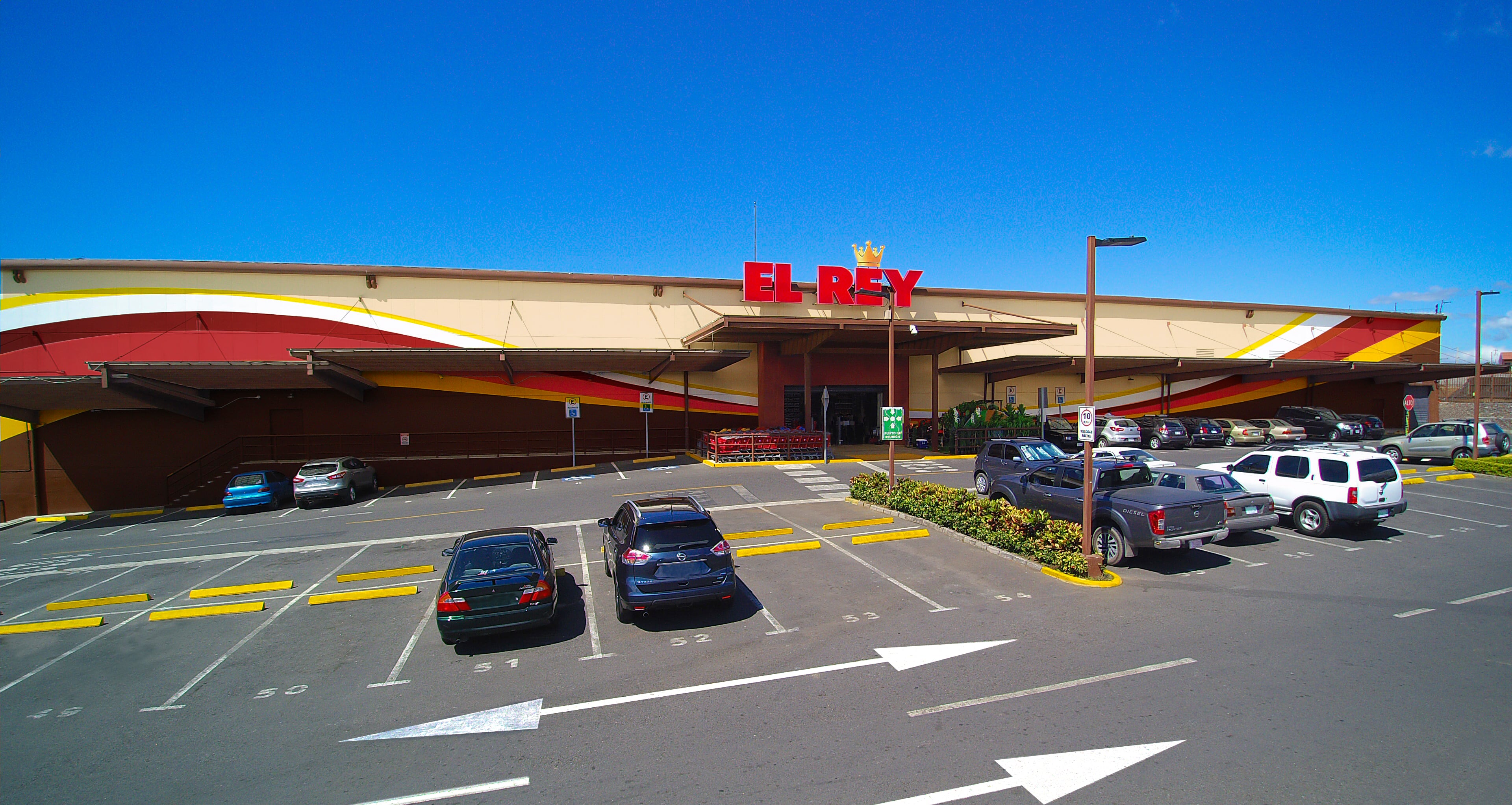 Más de 300 vacantes disponibles en feria de empleo de Almacenes El Rey. También se puede aplicar en línea.