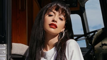 Netflix estrena Selena y los Dinos: A Family’s Legacy, un homenaje familiar a la vida y legado de Selena Quintanilla