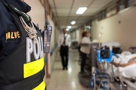 Ataque a balazos frenta a una casa deja a dos heridos en San Miguel de Desamparados