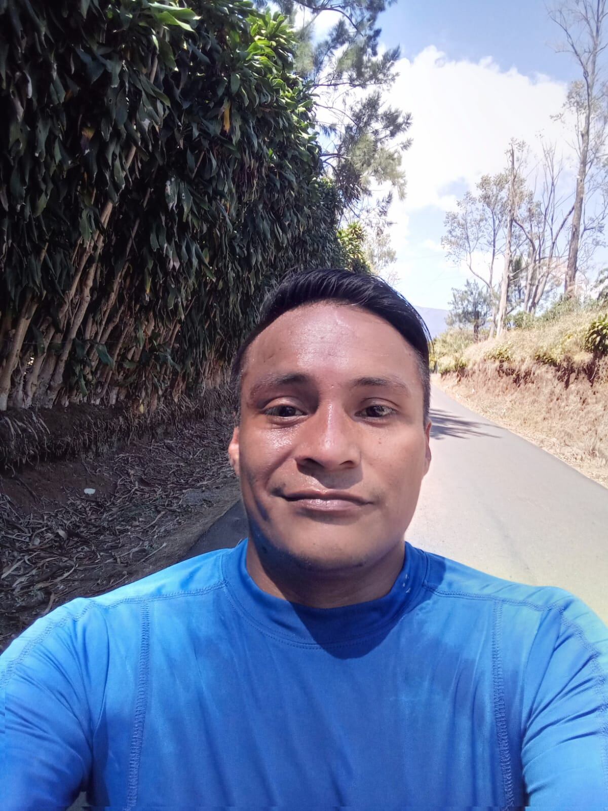 Eliécer Ortiz Morales denuncia que no lo dejaron ser policía porque le faltan dos dedos