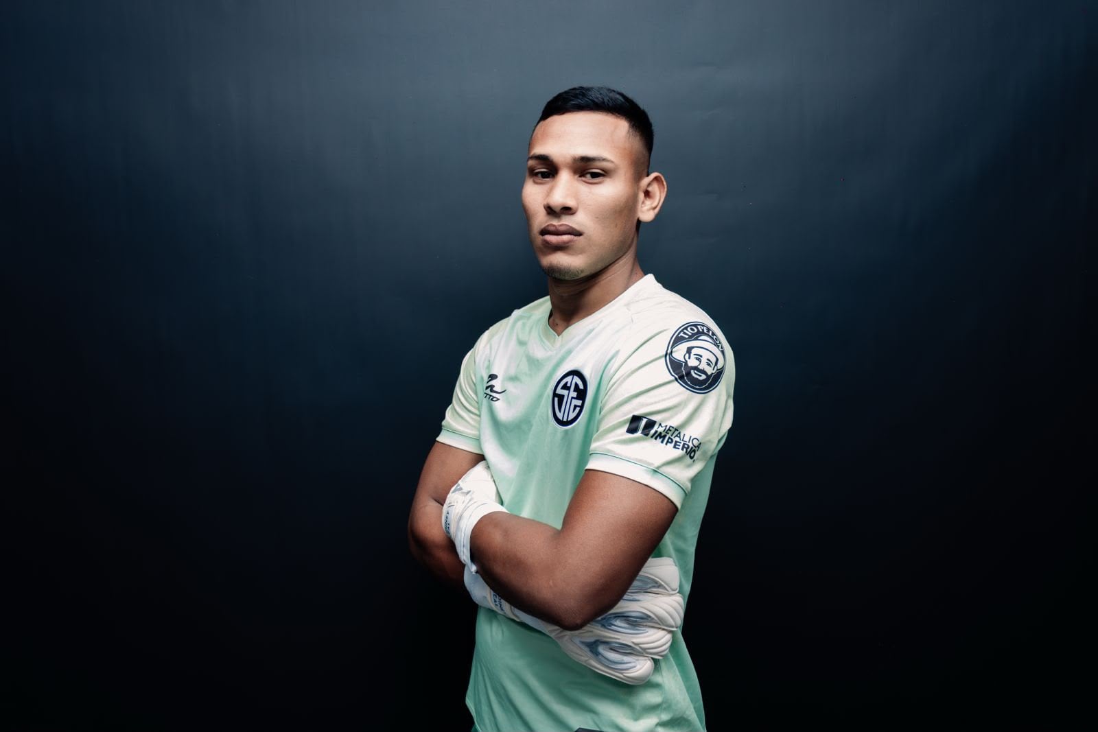 Rodiney Leal, arquero de proyección del fútbol nacional, ahora será jugador de Sporting FC.