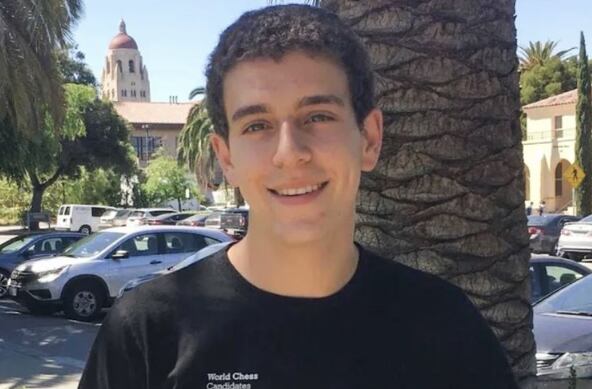 Daniel Naroditsky murió a los 29 años.