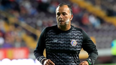 Pedro Navarro tiene una versión distinta sobre en el gol que le invalidaron al Cartaginés