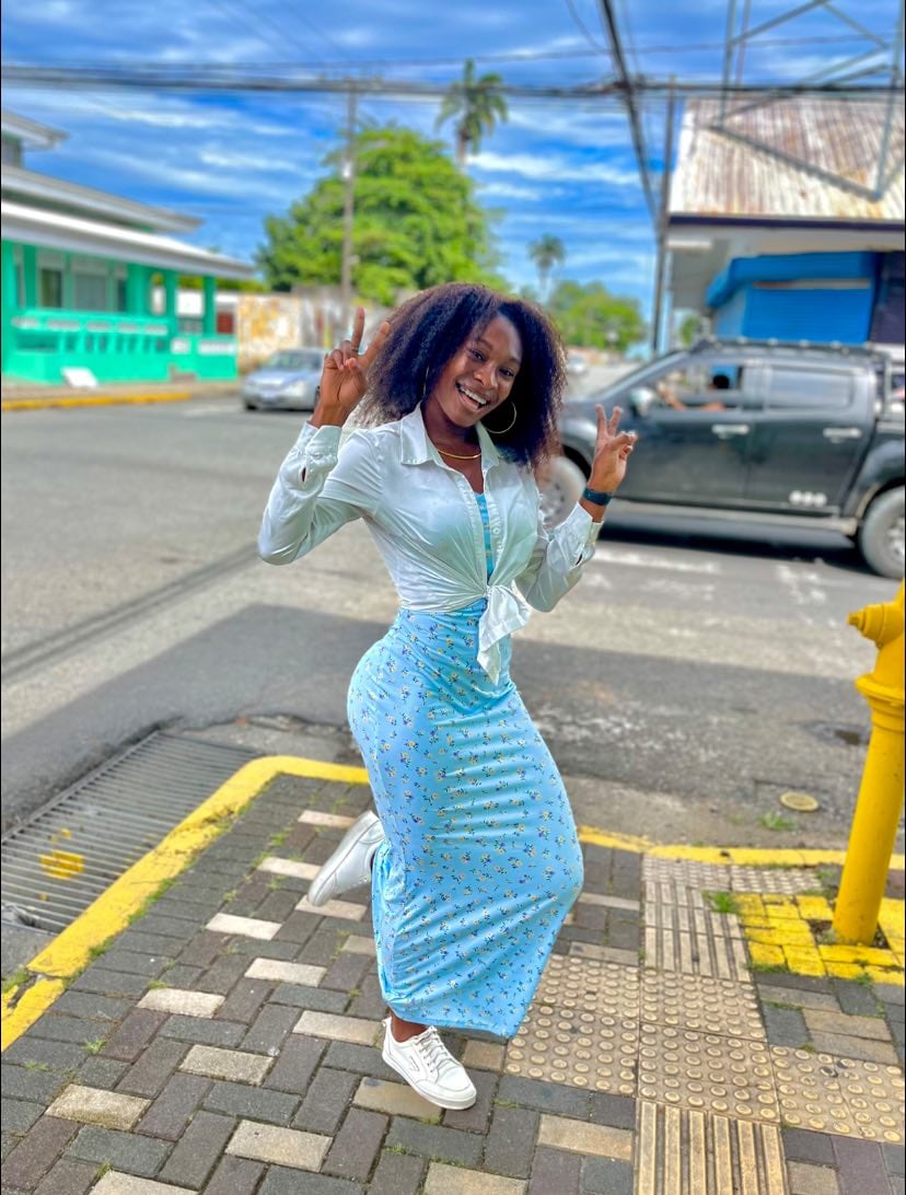 Ivanniz May Blackwood Bennett, vecina de Limón centro y limonense por los cuatro costados, lo demuestra cada vez que cruza la meta y convierte una medalla de oro en una fiesta.