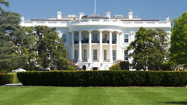 La Casa Blanca desata críticas tras llamar “alienígenas” a inmigrantes irregulares