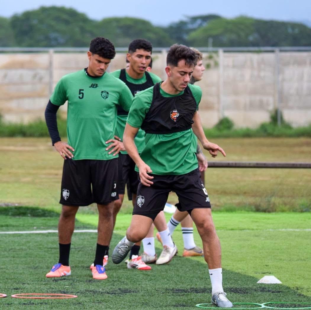 Kevin Cabezas
Puntarenas FC
Torneo Apertura 2026
17 de junio del 2026
Facebook Puntarenas FC
