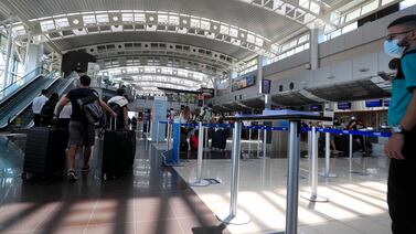 Aeropuerto Juan Santamaría tiene puestos permanentes con jornadas de cuatro horas