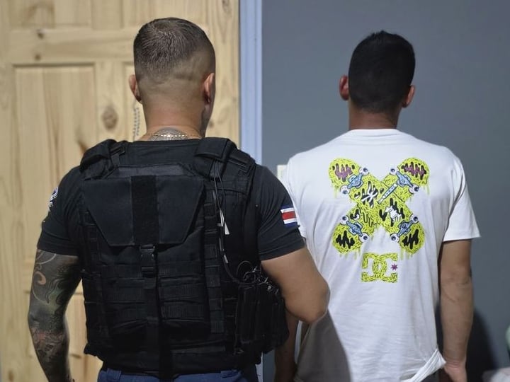 Detenido sujeto en Atenas