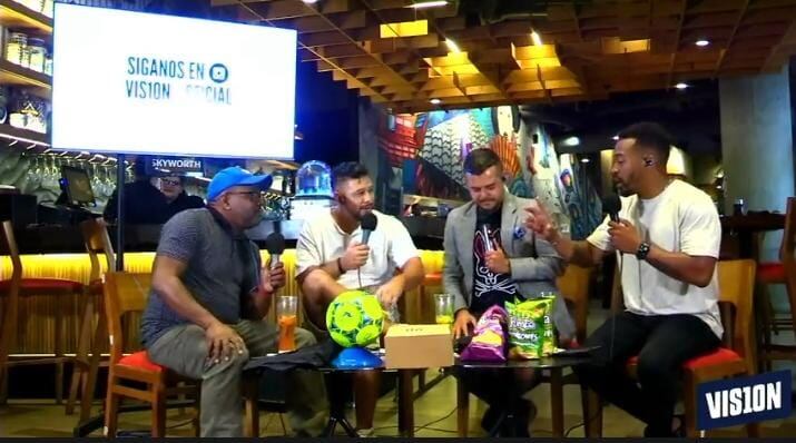 Harrick Mc Lean le devolvió visita a Alonso Solís