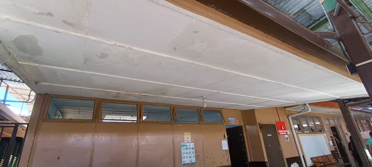 La Escuela Carlos J. Peralta de Cartago tiene una orden sanitaria desde el 2017.