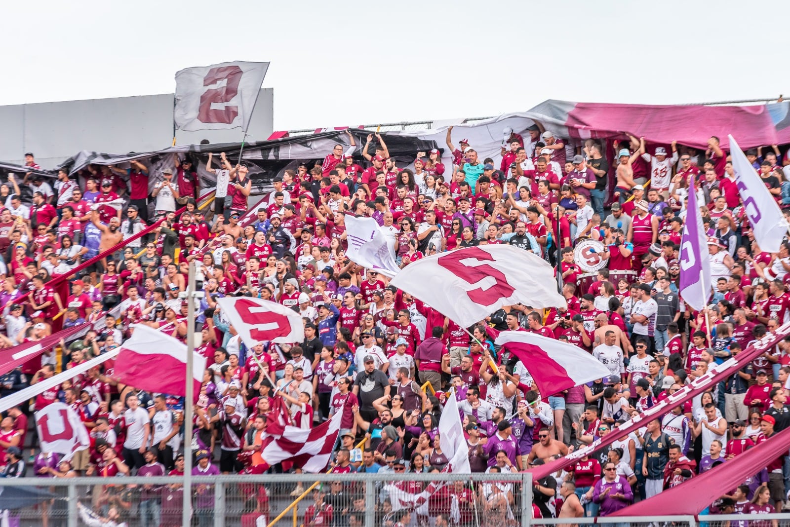 Saprissa aficionados gradería sur