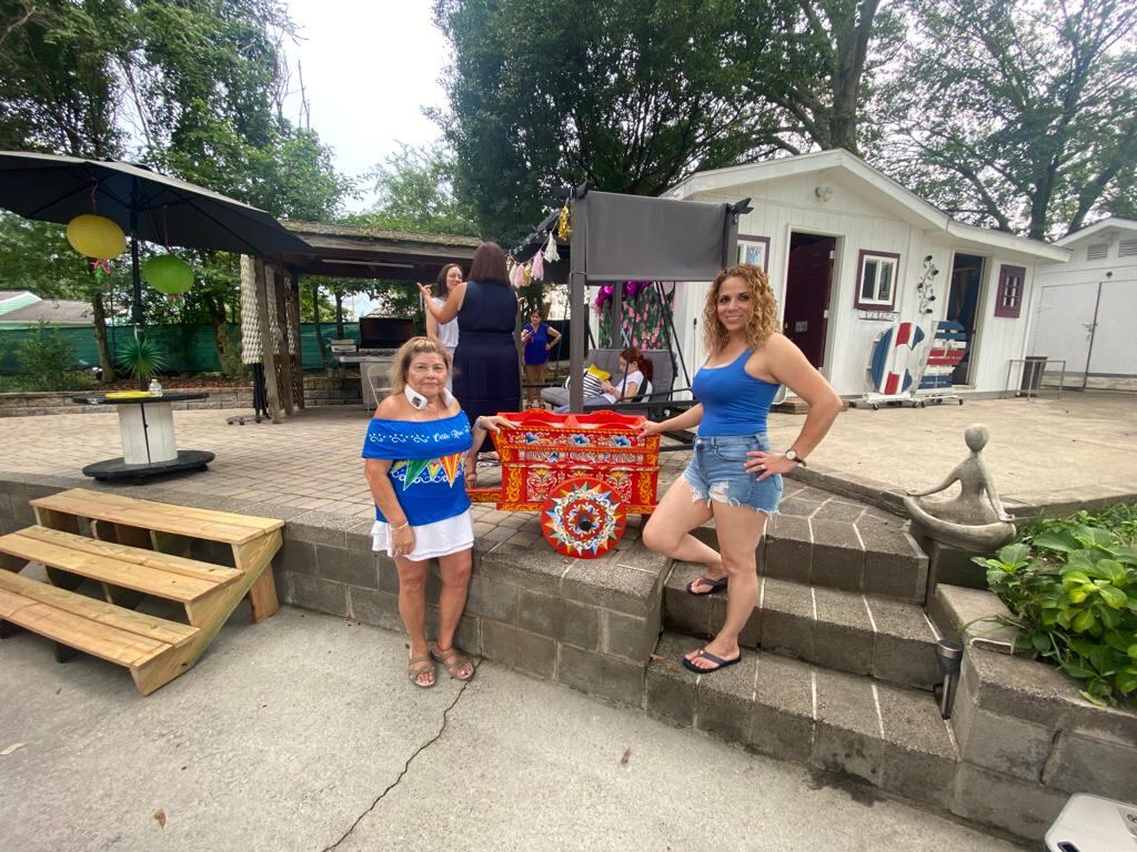 El Día de las Madres se celebró muy a la tica en Atlanta, Estados Unidos, ya que se organizó un lindo evento en medio de un olorcito muy a nuestra tierra costarricense.