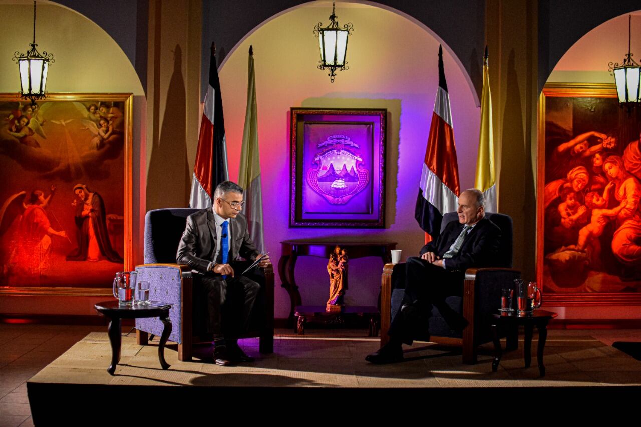 José María Figueres del PLN se hizo presente al diálogo patriótico Fratelli Tutti, organizado por la arquidiócesis de San José y que se transmitió en Radio Fides